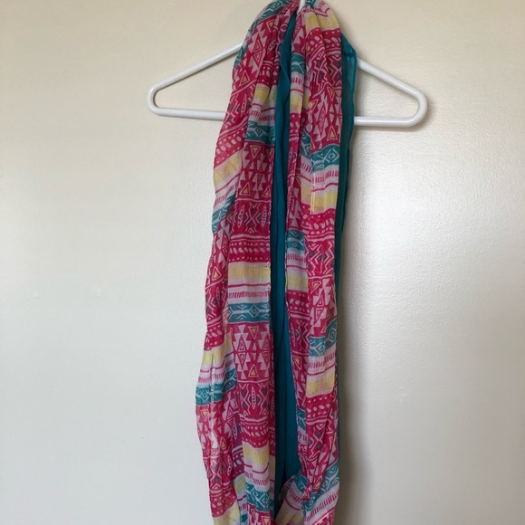 Infinity Scarfs - Picture 8 of 10